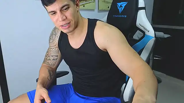 Ethanstill1 online show from February 1, 2025, 3:52 am