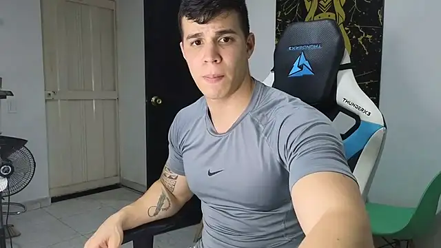 Ethanstill1 online show from March 11, 2025, 2:43 am