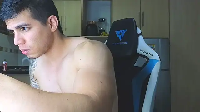 Ethanstill1 online show from September 16, 2025, 2:12 am