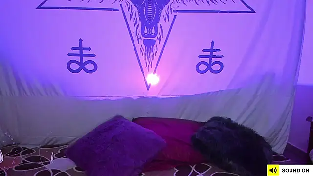 kaos room online show from March 5, 2025, 11:05 pm