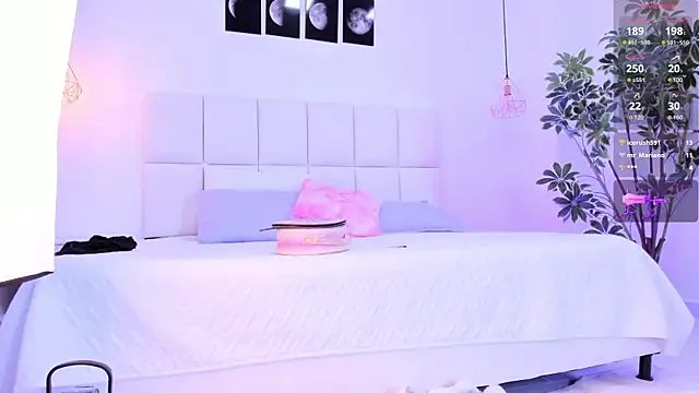 Danna adams01 online show from January 20, 2025, 10:48 pm