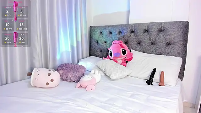 abbyfoxx  online show from February 27, 2026, 11:05 pm