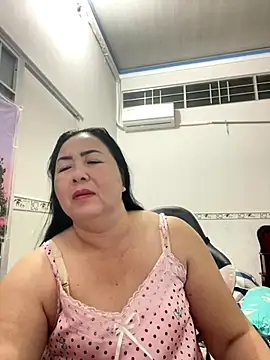 NDith online show from October 17, 2025, 1:25 pm