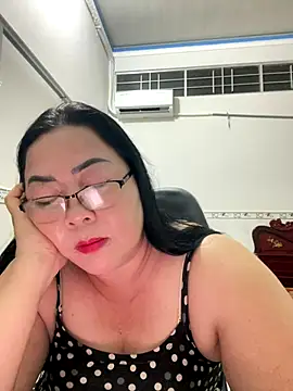 NDith online show from November 17, 2025, 1:06 pm