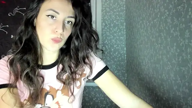 Snapshot of Karina_sunny chatting on November 30, 2025, 10:03 pm Karina sunny online show from November 30, 2025, 10:03 pm