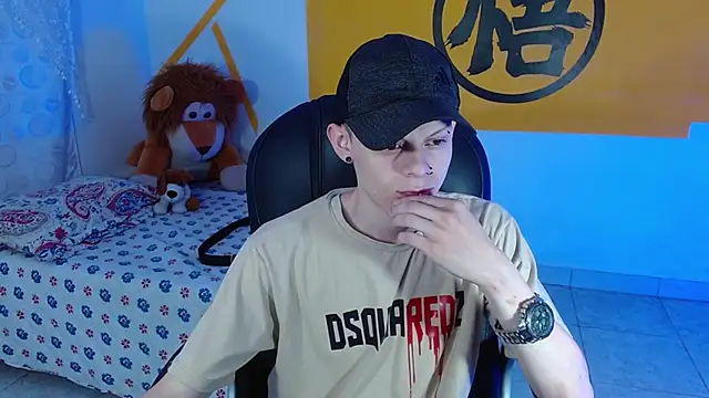 Matthew Boy  online show from January 7, 2025, 5:54 am