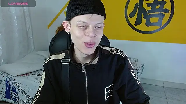 Matthew Boy  online show from January 22, 2025, 6:31 am