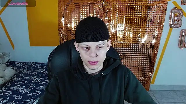 Matthew Boy  online show from January 25, 2025, 5:29 am