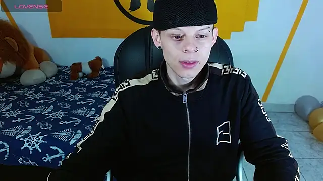 Matthew Boy  online show from January 30, 2025, 11:44 am