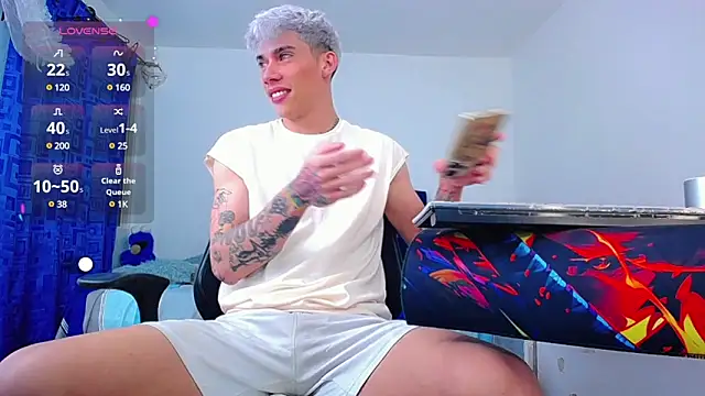 thiagomurphyy online show from December 10, 2024, 4:24 am