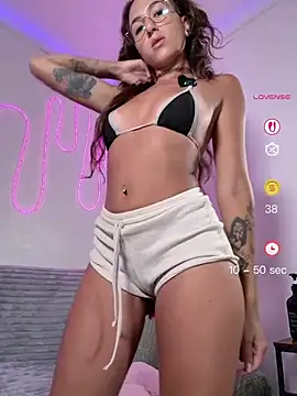 BarbieDarksOk online show from June 9, 2026, 3:01 pm