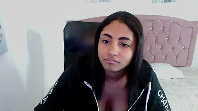 shaneelle online show from October 9, 2025, 3:15 am