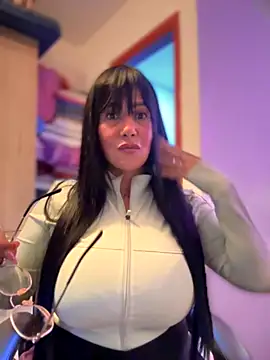 Saorii kiido online show from October 23, 2025, 2:22 am