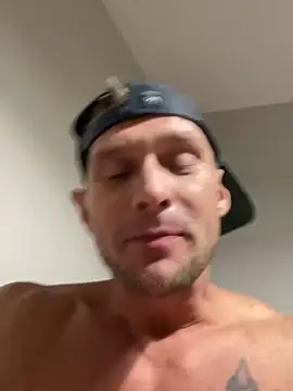 Camcam21 online show from January 7, 2025, 9:07 am