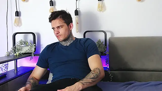 CarterCole online show from January 31, 2025, 5:10 pm