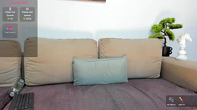 Snapshot of RawAdam chatting on February 2, 2026, 4:27 pm RawAdam online show from February 2, 2026, 4:27 pm