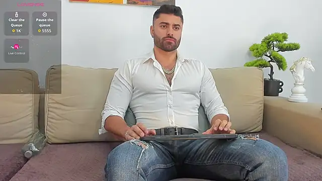 Snapshot of RawAdam chatting on February 4, 2026, 6:30 am RawAdam online show from February 4, 2026, 6:30 am