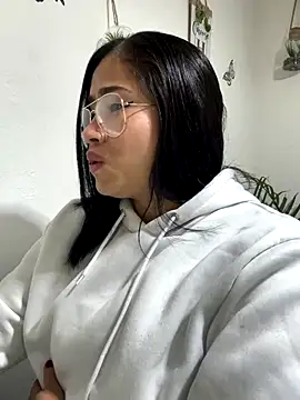 Snapshot of Sweet__Nurse1 chatting on September 18, 2025, 6:43 pm Sweet Nurse1 online show from September 18, 2025, 6:43 pm