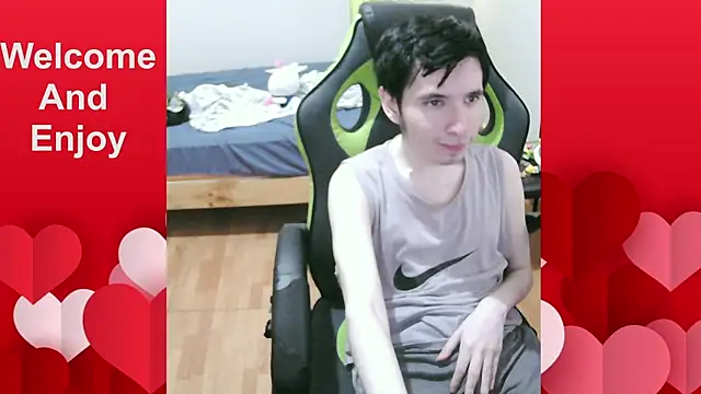 Twink martinboy online show from April 21, 2026, 9:06 pm