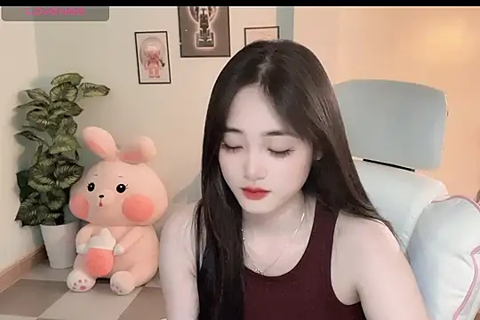  Aimy  online show from November 14, 2025, 5:50 am