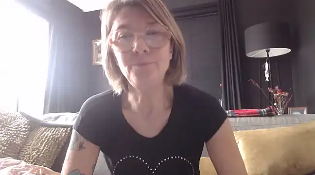 godinflower online show from January 24, 2025, 1:36 pm