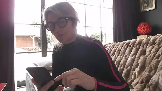 godinflower online show from March 1, 2026, 11:12 am