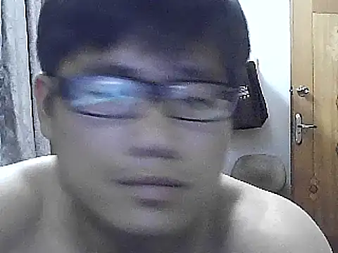 Snapshot of findagirlfriend chatting on December 7, 2024, 12:24 pm findagirlfriend online show from December 7, 2024, 12:24 pm