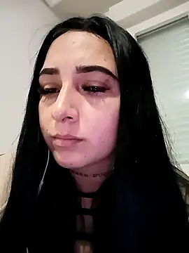 Juanamd1 online show from December 13, 2024, 8:20 am