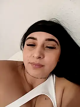 Juanamd1 online show from December 21, 2024, 12:06 pm