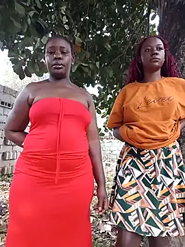 Snapshot of Broan_me chatting on December 5, 2025, 5:27 am Broan me online show from December 5, 2025, 5:27 am