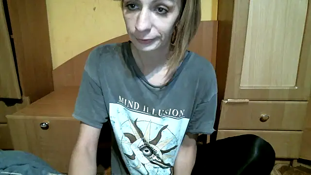 DennisXCaroll online show from January 5, 2026, 5:38 pm