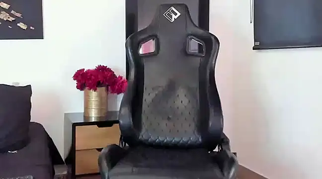 Snapshot of Dereck_vega chatting on March 2, 2025, 11:20 pm Dereck vega online show from March 2, 2025, 11:20 pm