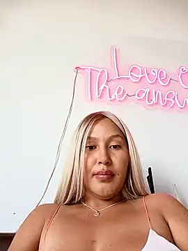 SamaraJay1 online show from February 16, 2025, 7:49 pm