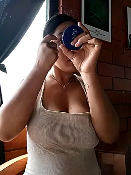 SamaraJay1 online show from September 24, 2025, 2:20 pm