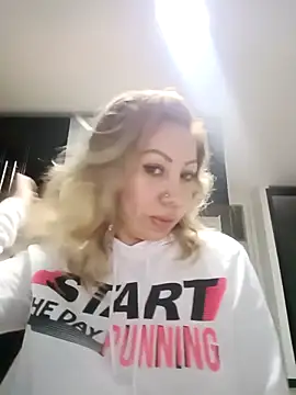 coral smitth online show from February 12, 2025, 11:09 pm