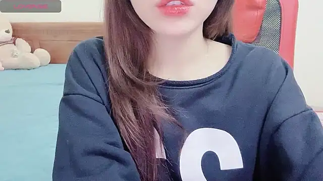 Snapshot of TrinhH_Nabbi chatting on January 6, 2025, 1:41 pm TrinhH Nabbi online show from January 6, 2025, 1:41 pm