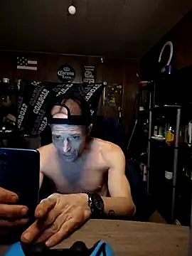 omgkidisthaone online show from March 18, 2025, 4:04 am