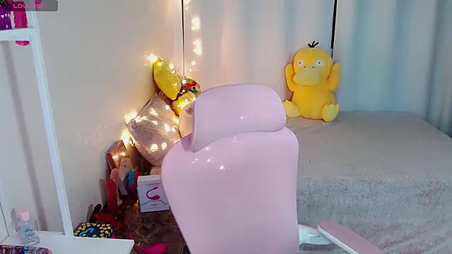 mily milk  online show from December 7, 2024, 6:43 am