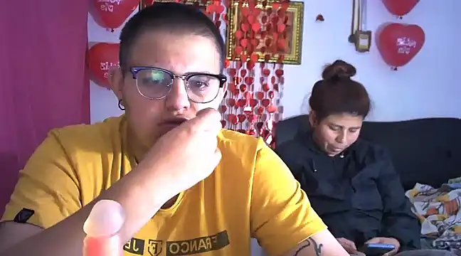 Snapshot of tatsumi_nao chatting on February 15, 2025, 1:38 pm tatsumi nao online show from February 15, 2025, 1:38 pm