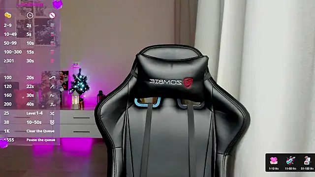 Sm0ly online show from January 12, 2025, 1:53 am