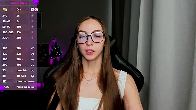 Sm0ly online show from February 10, 2025, 4:30 am