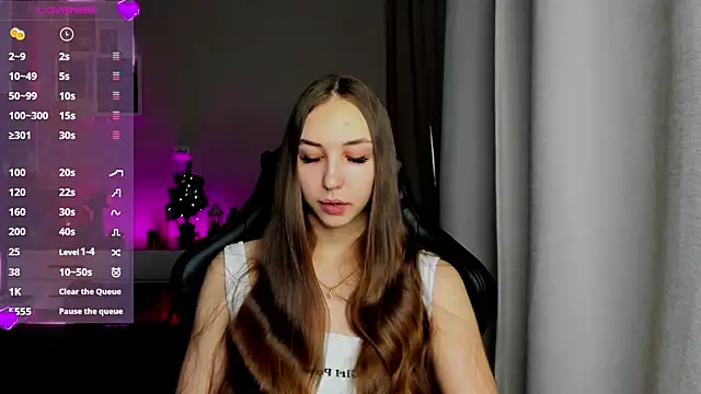 Sm0ly online show from February 28, 2025, 1:58 am