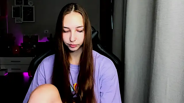 Sm0ly online show from October 2, 2025, 2:07 am