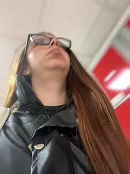 Cloew Marz online show from February 5, 2025, 2:26 pm