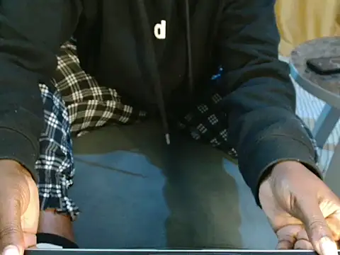 leslysexygirl online show from October 19, 2025, 9:32 am