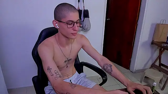 Snapshot of Jaack_str chatting on December 7, 2024, 9:22 pm Jaack str online show from December 7, 2024, 9:22 pm