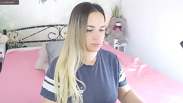 MilenaMiler X online show from March 22, 2025, 5:39 am