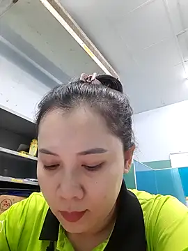 Benlla2802 online show from December 9, 2024, 4:58 pm