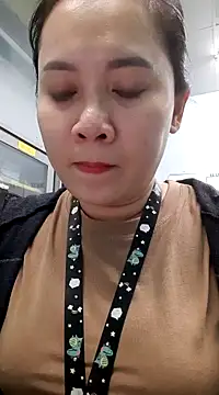 Benlla2802 online show from December 10, 2024, 6:28 pm