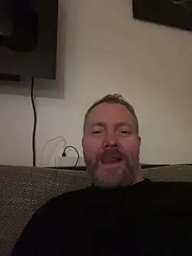 Snapshot of Rockburg chatting on December 21, 2024, 4:03 pm Rockburg online show from December 21, 2024, 4:03 pm